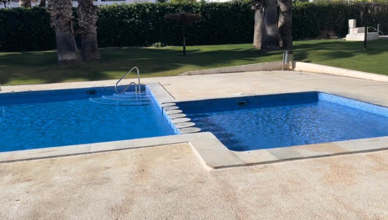 Villamartin-Golf Studio Apartment Dehesa de Campoamor  Eksteriør bilde